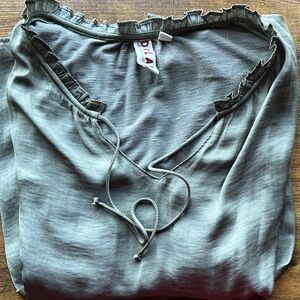 DOLAN Left Coast Women’s Top in Olive